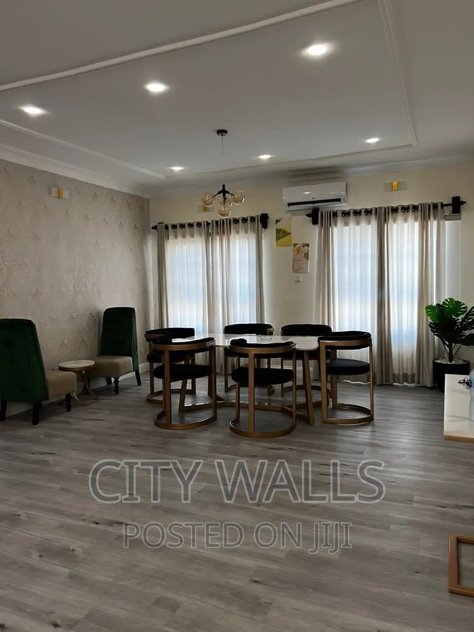 Furnished 3bdrm Block of Flats in Bourdillon Court, Chevron for rent in Chevron