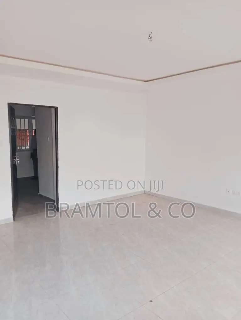 4bdrm Townhouse / Terrace in Brains & Hammers, Life Camp for rent in Life Camp