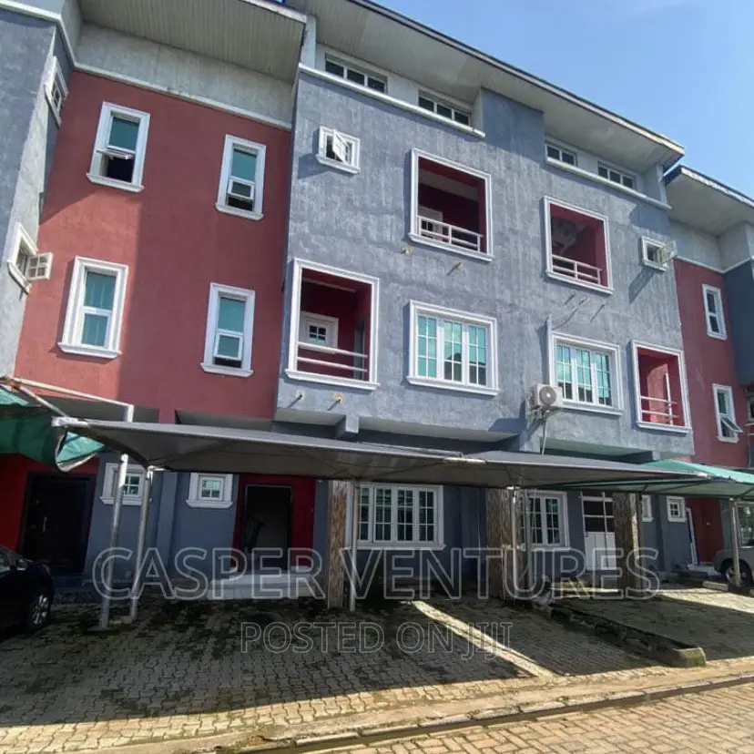 1bdrm Shared Apartment in Lekki Gardens,, Chevron for rent in Chevron