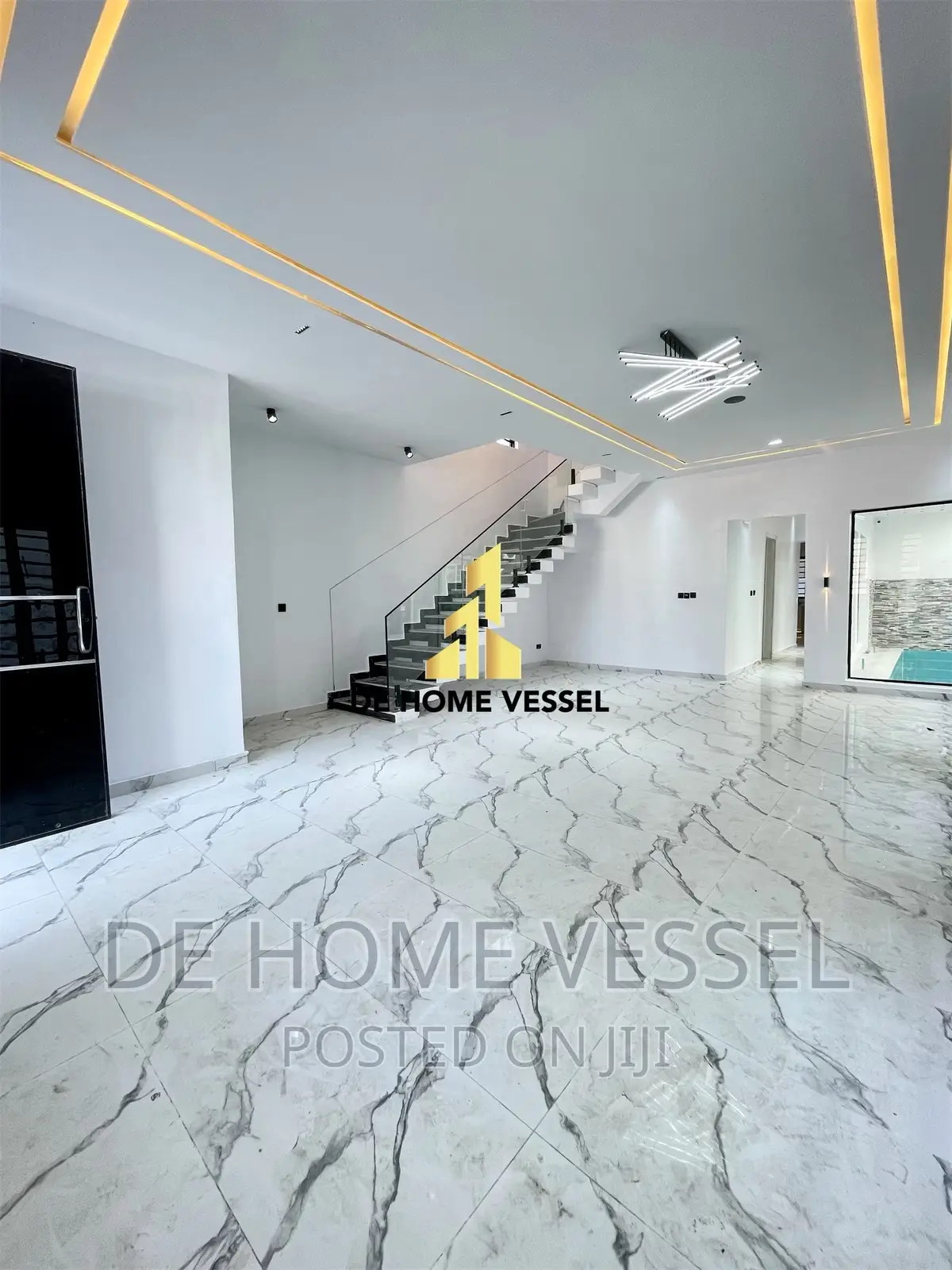 5bdrm Duplex in Lekki for sale in Lekki