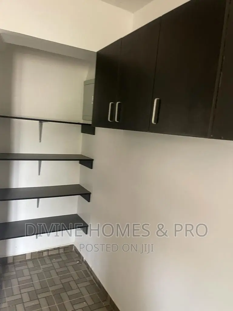 3bdrm Block of Flats in Life Camp for rent in Life Camp