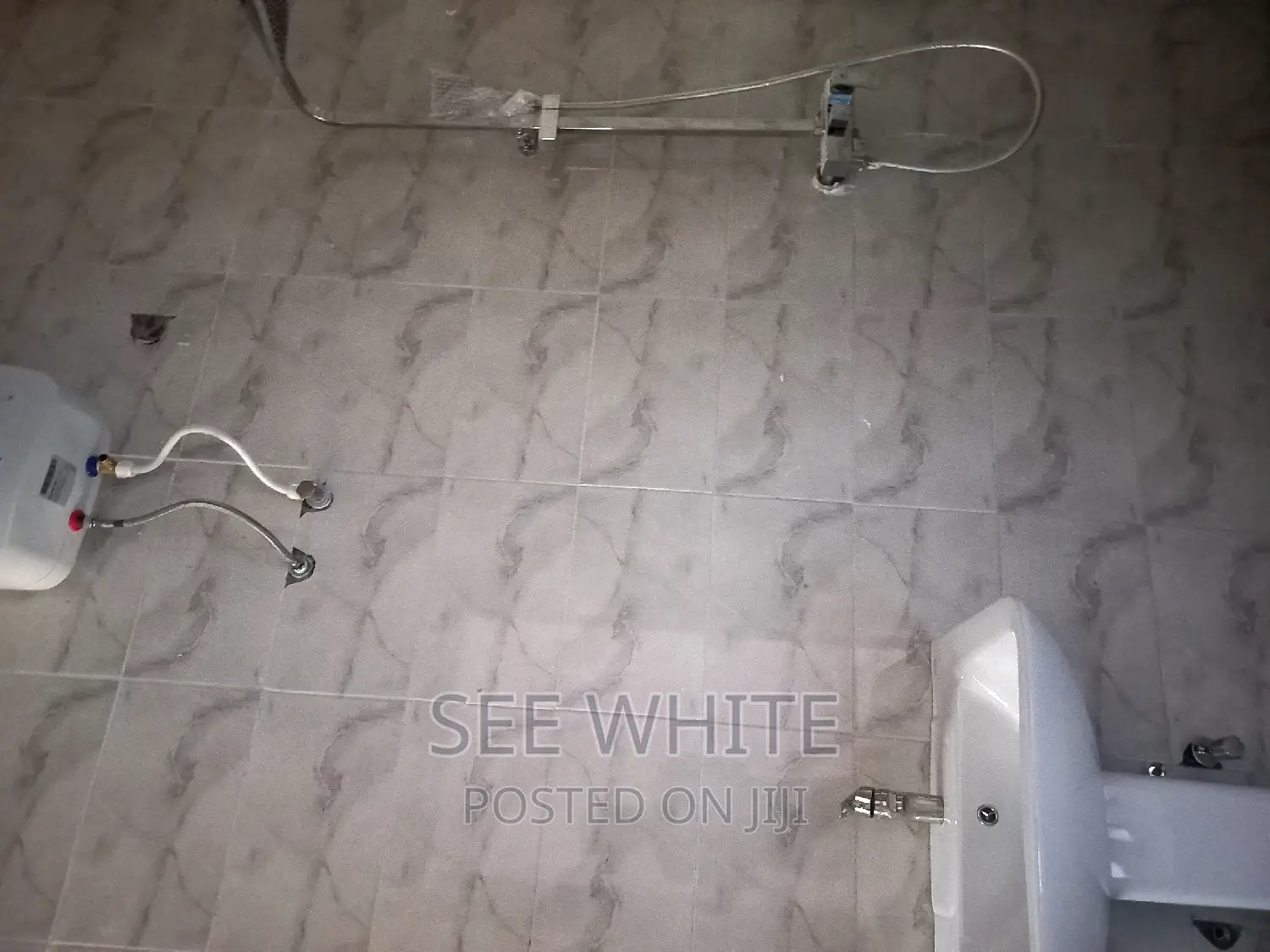 Furnished 3bdrm Bungalow in Estate Close, Satellite Town for sale in Satellite Town