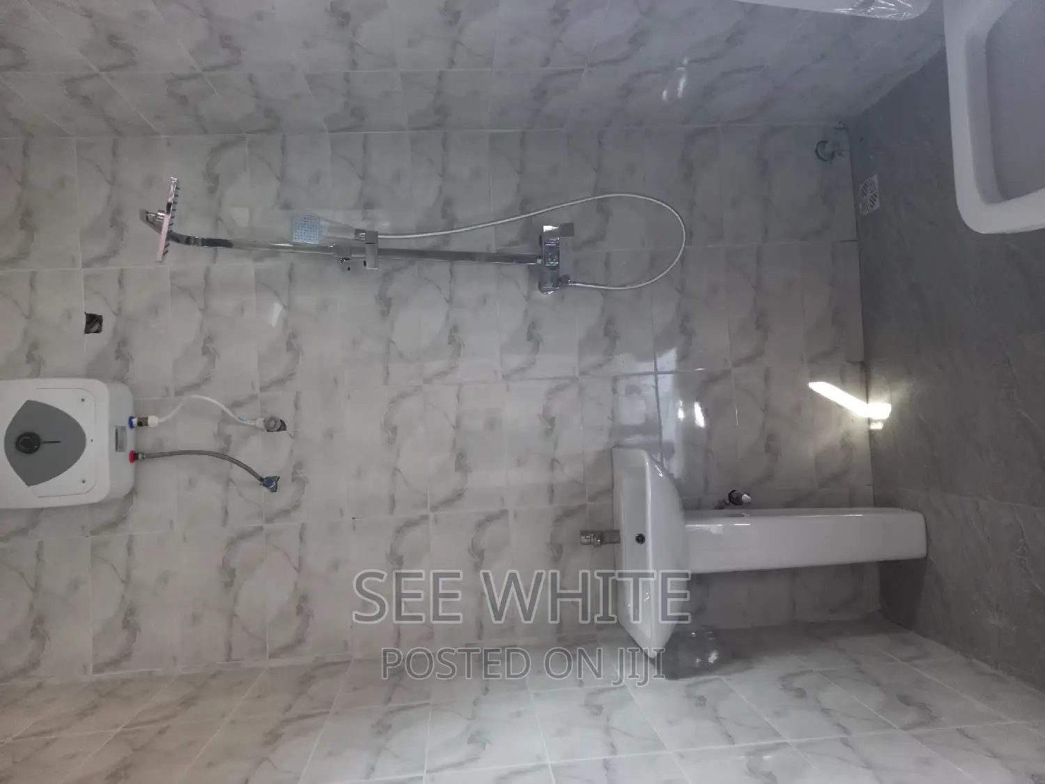 Furnished 3bdrm Bungalow in Estate Close, Satellite Town for sale in Satellite Town