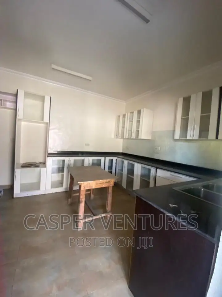 1bdrm Shared Apartment in Paradise, Chevron for rent in Chevron