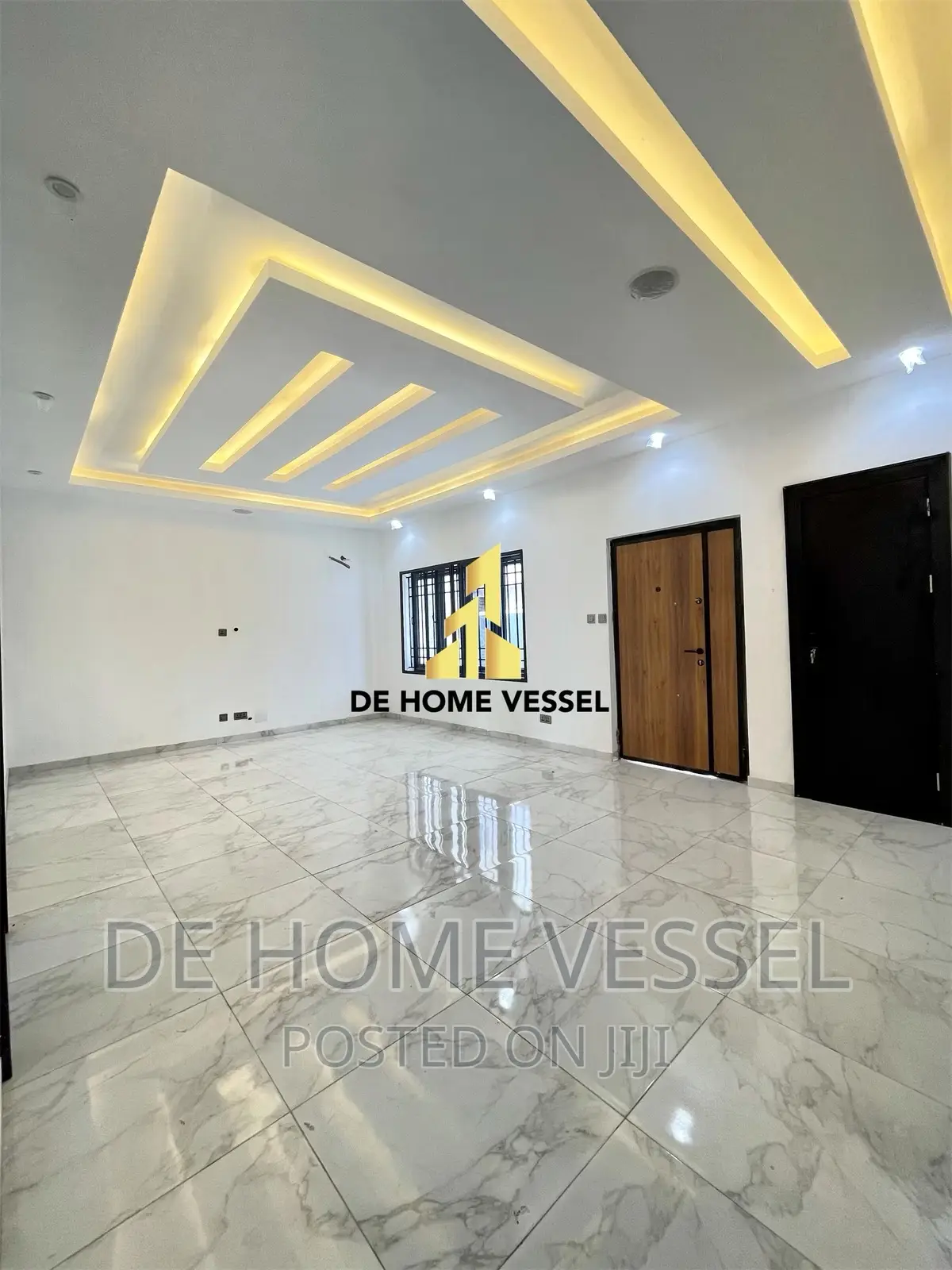 5bdrm Townhouse/Terrace in Ikate for sale in Ikate
