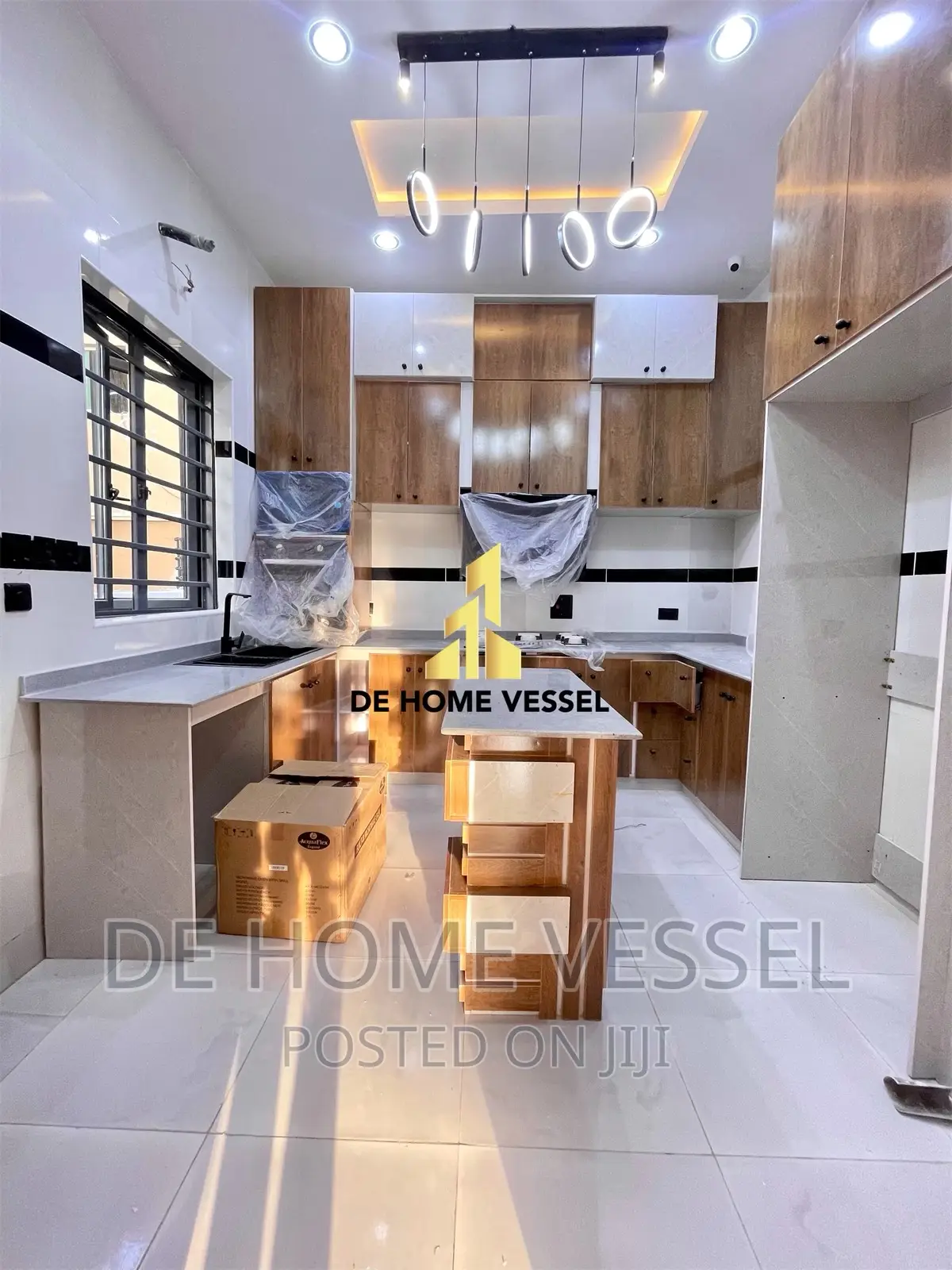 5bdrm Duplex in Ikota for sale in Ikota