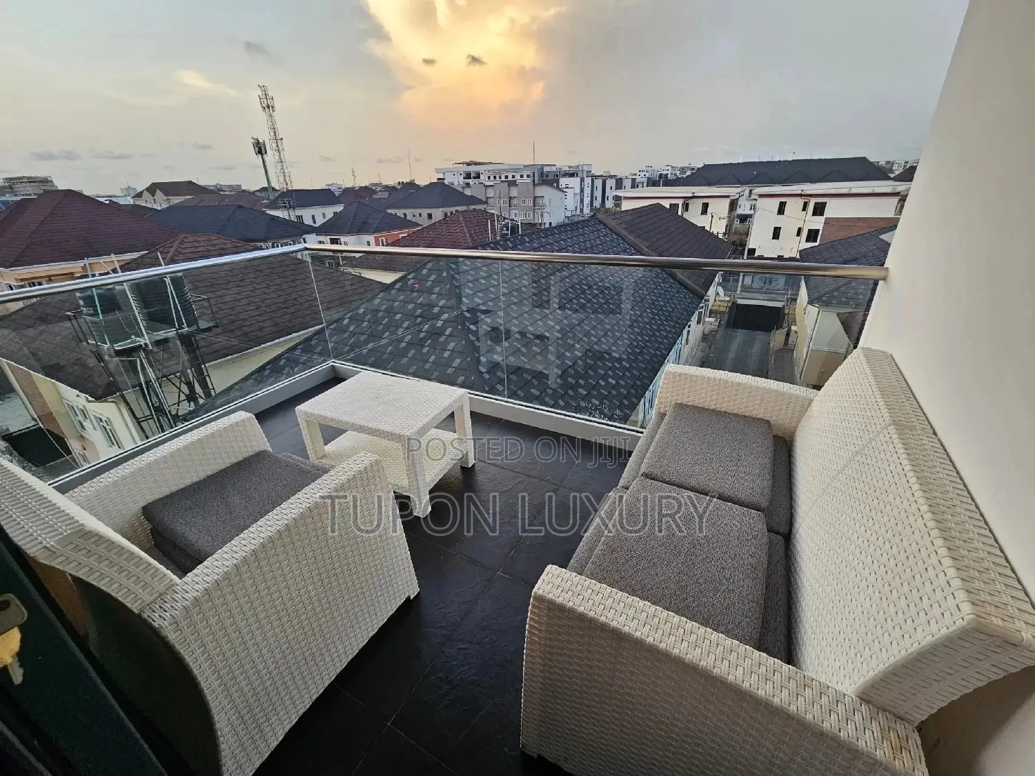 3bedroom Penthouse With Snooker Board in Lekki