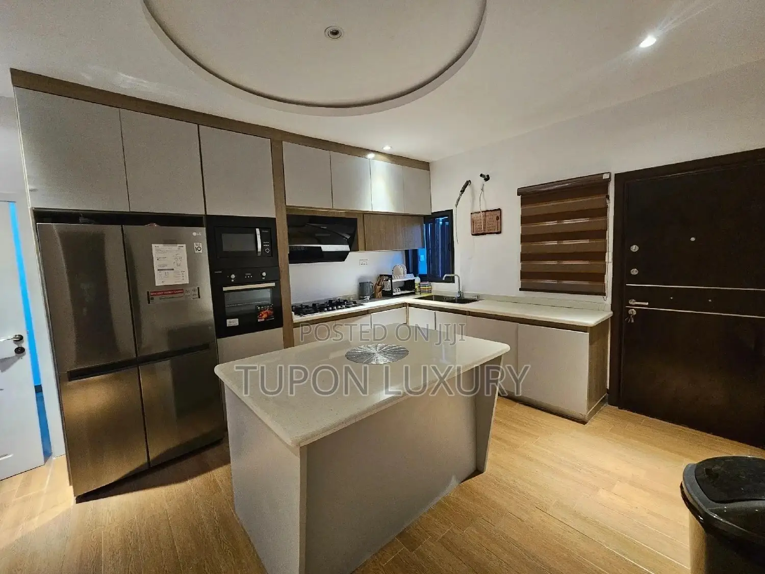 3bedroom Penthouse With Snooker Board in Lekki