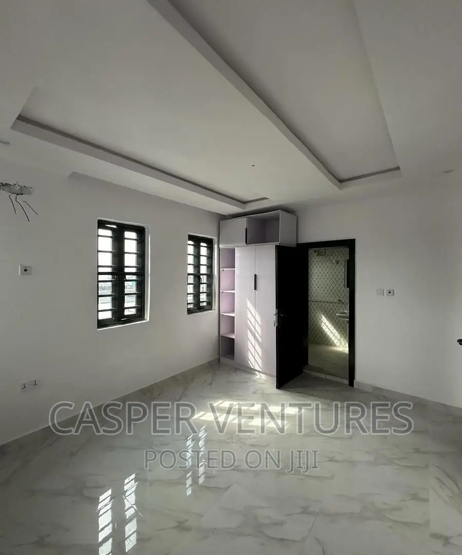 2bdrm Apartment in Osapa for rent in Osapa london