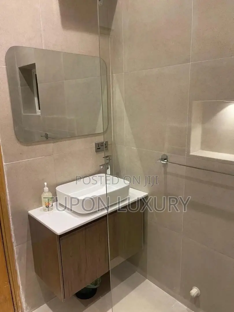 One Bed With Swimming Pool and Gym in Lekki Phase 1