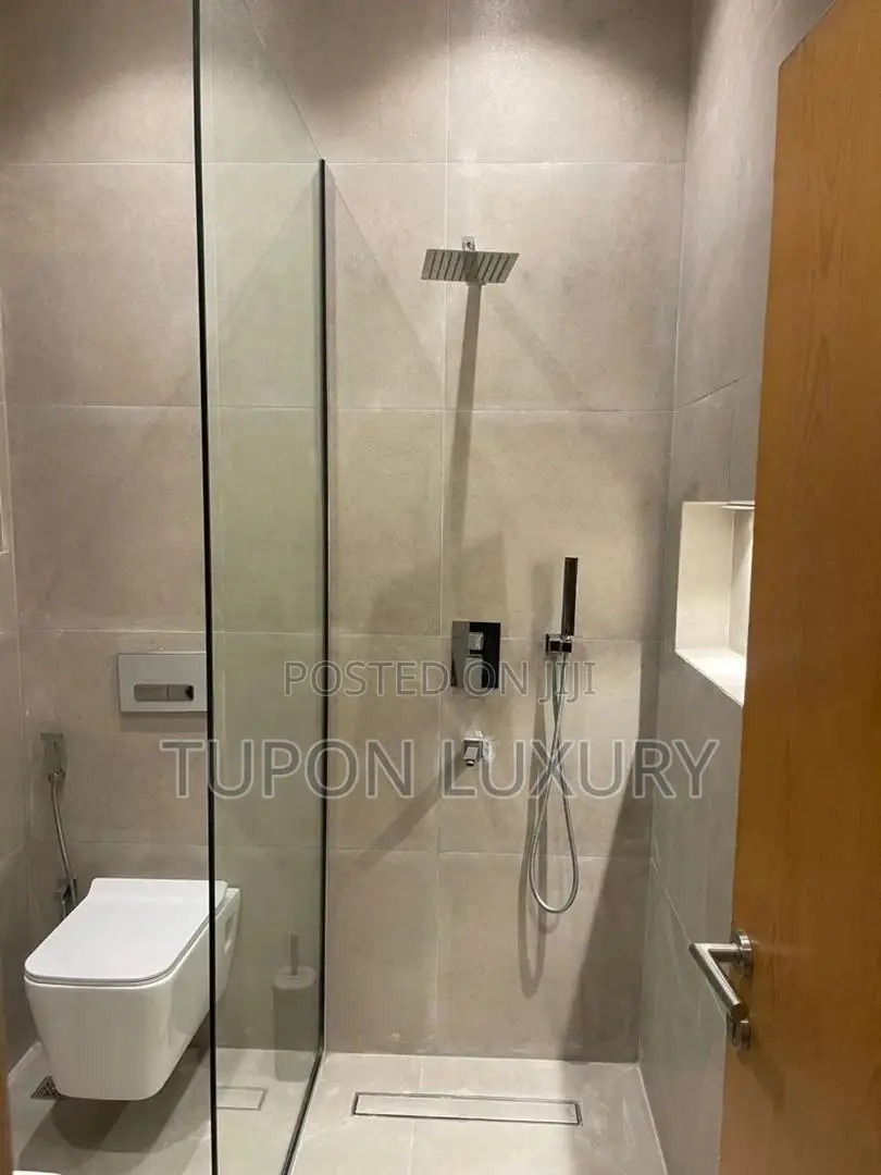 One Bed With Swimming Pool and Gym in Lekki Phase 1