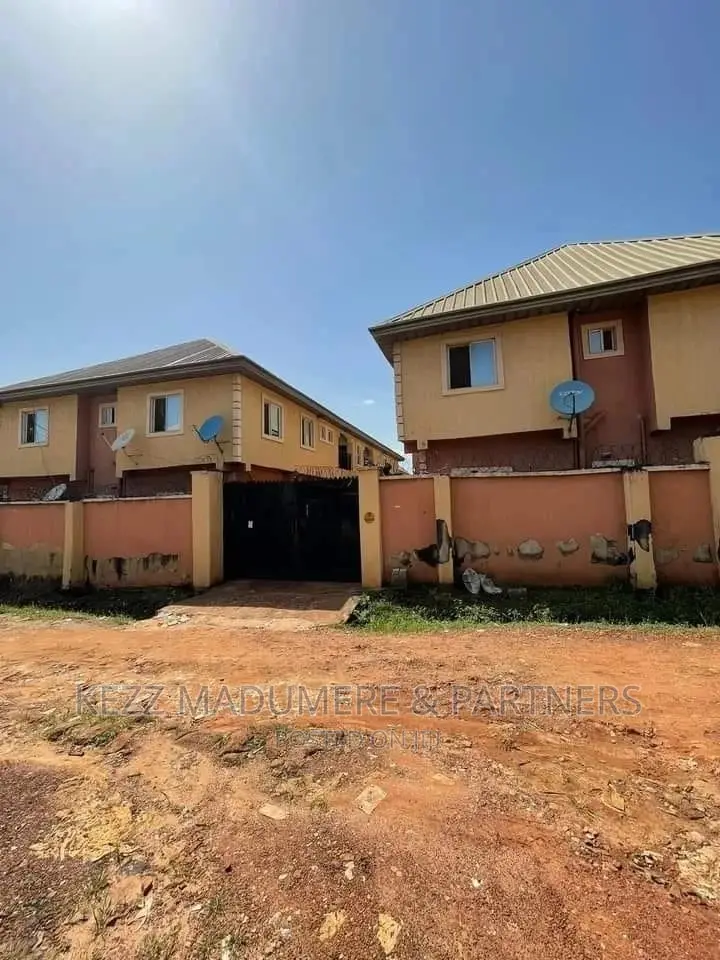 3bdrm Block of Flats in New Haven Ext, for sale in Enugu