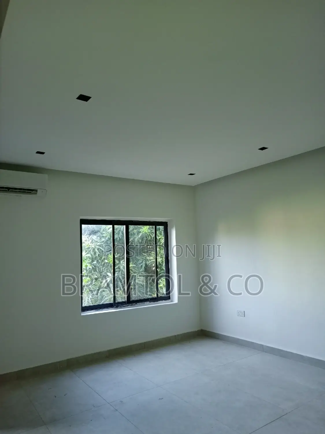 4 Bedroom Terraced Duplex With Separate Compound in Maitama