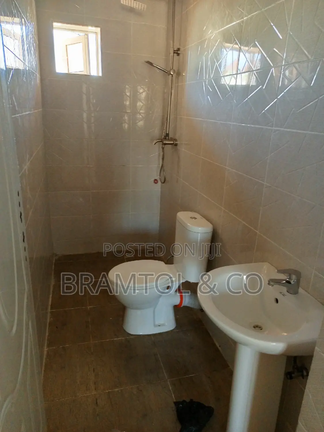 1bdrm Block of Flats in Durumi for rent in Durumi