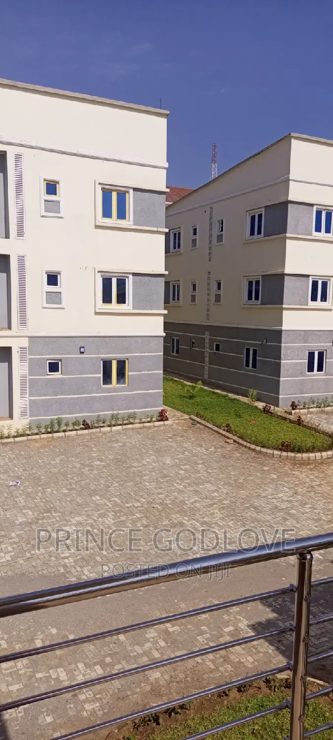 4bdrm Duplex in Dawaki for sale in Dawaki