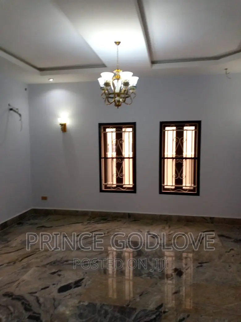 9bdrm Duplex in Maitama for sale in Maitama