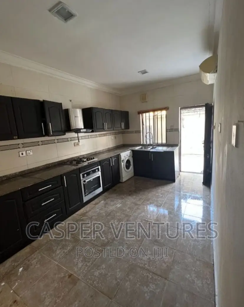 1bdrm Room & Parlour in Dillon, Agungi for rent in Agungi