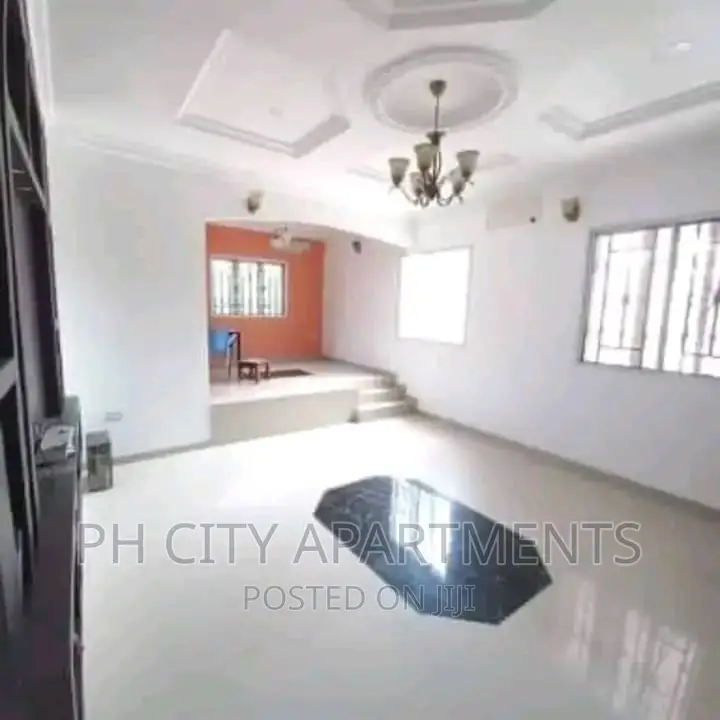 4bdrm Bungalow in Eliozu for sale in Eliozu