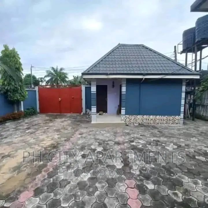 4bdrm Bungalow in Eliozu for sale in Eliozu