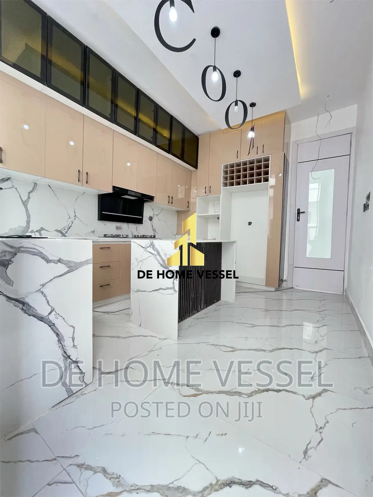 5bdrm Duplex in Osapa london for sale in Osapa london