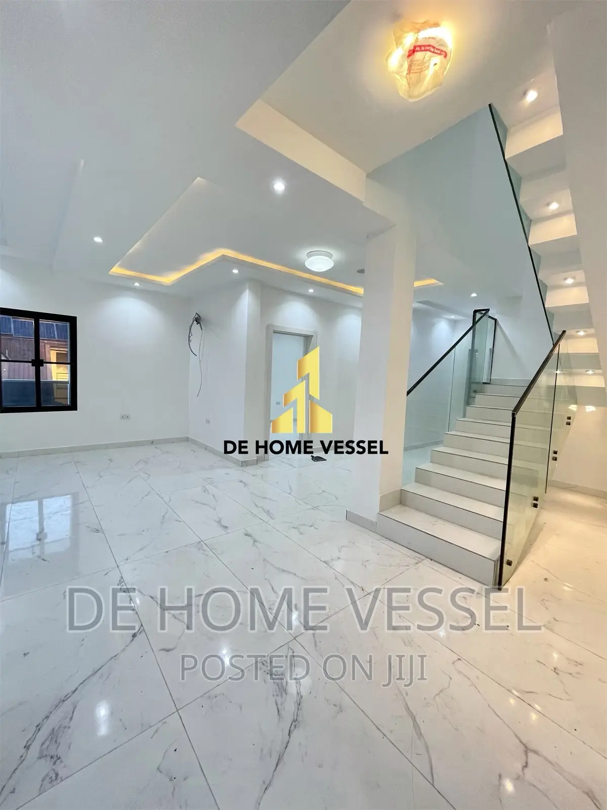 4bdrm Maisonette in Lekki Phase 1 for sale in Lekki Phase 1