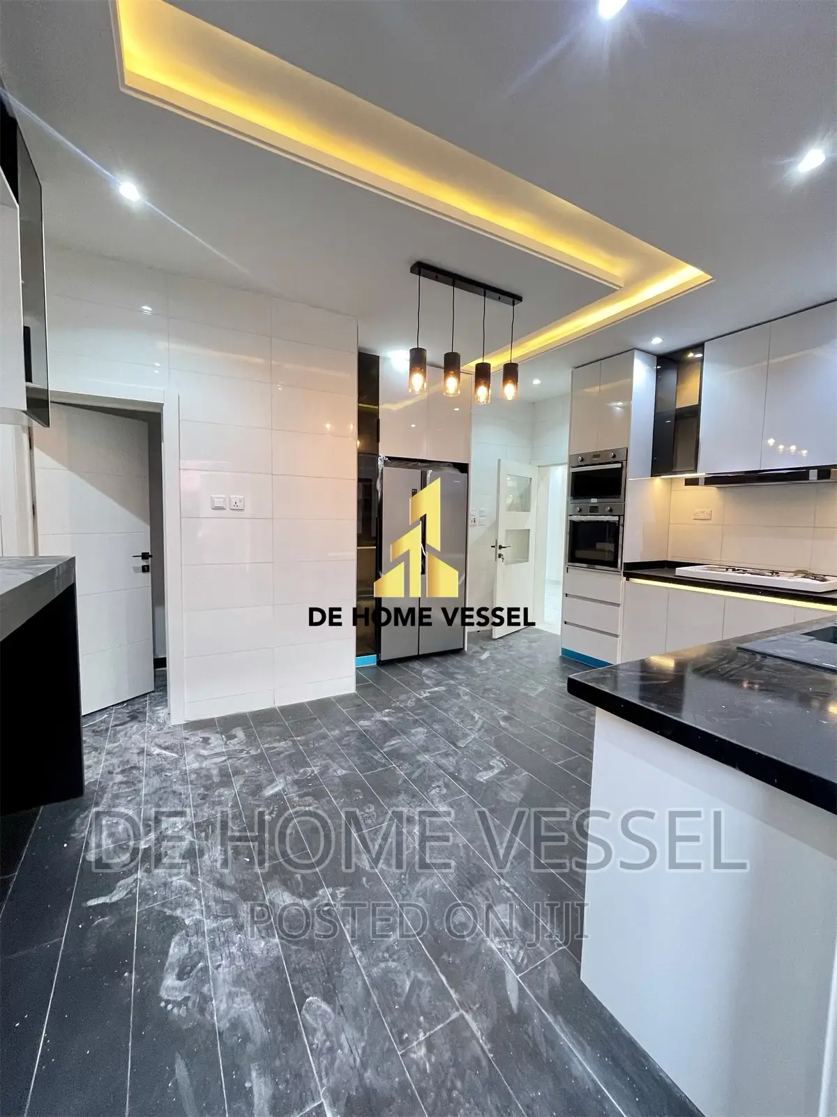 4bdrm Maisonette in Lekki Phase 1 for sale in Lekki Phase 1