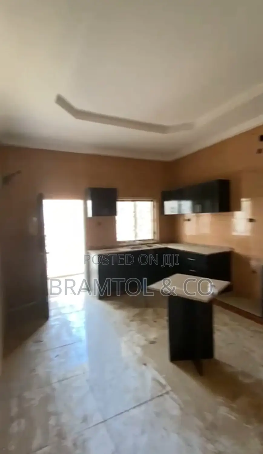 3bdrm Block of Flats in Jahi for rent in Jahi