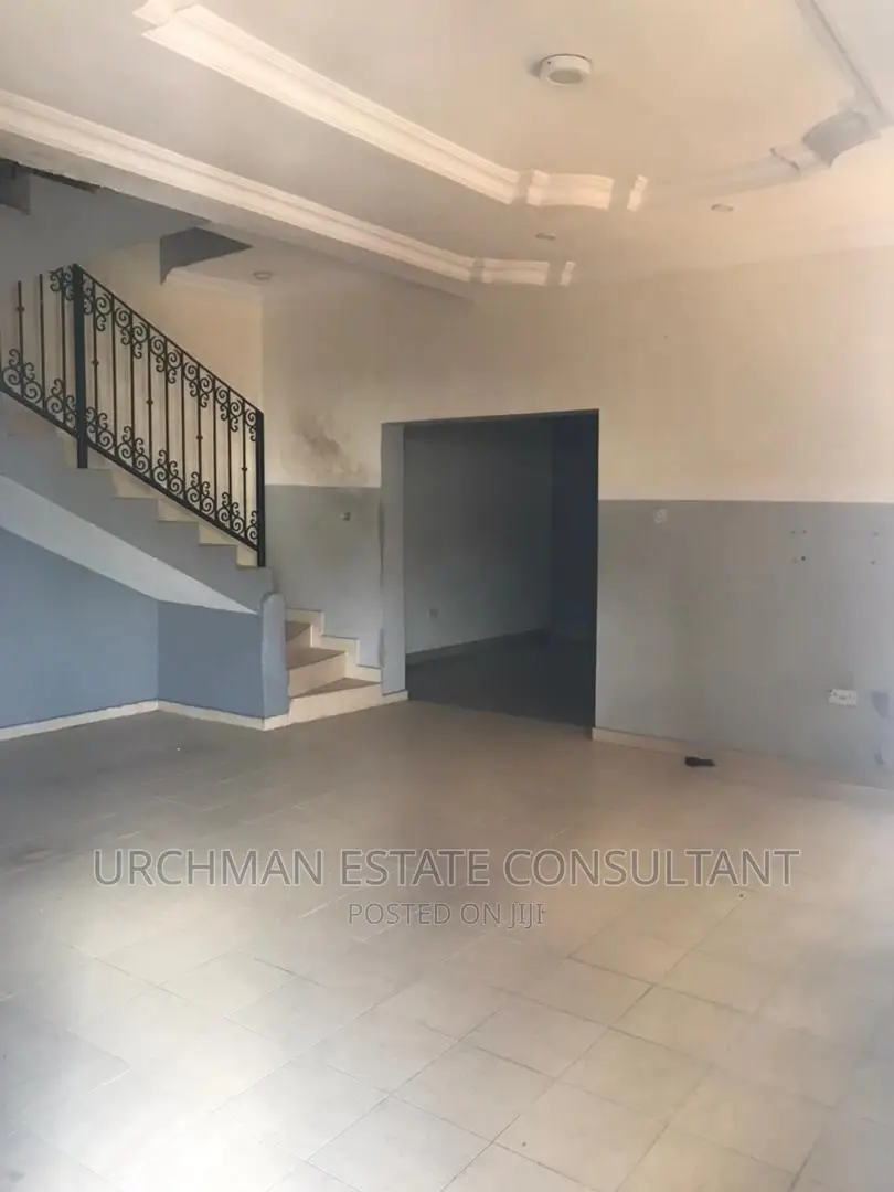 3bdrm Duplex in Unity Estate, Amuwo-Odofin for rent in Amuwo-Odofin