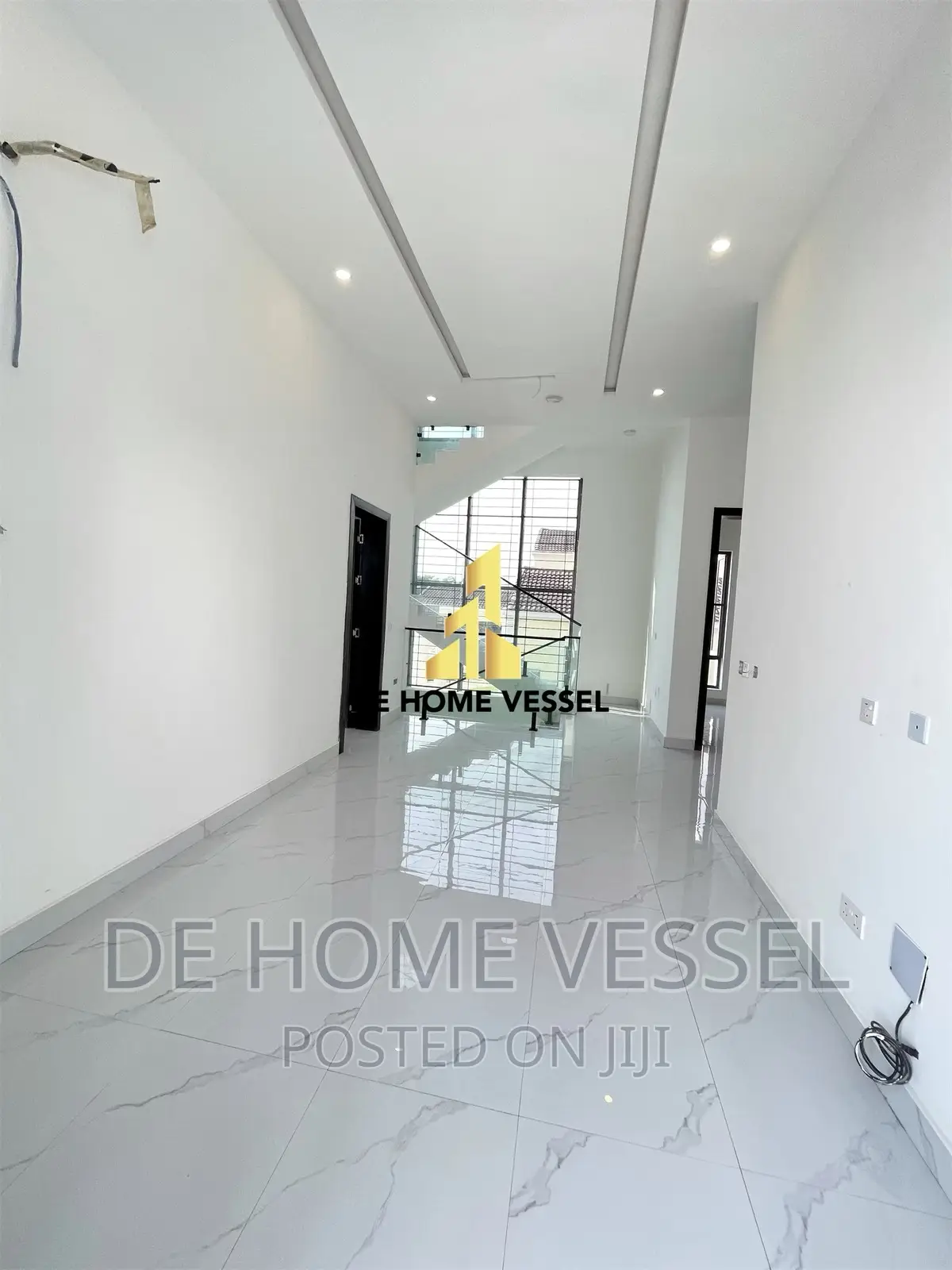 4bdrm Duplex in Lekki Phase 1 for sale in Lekki Phase 1