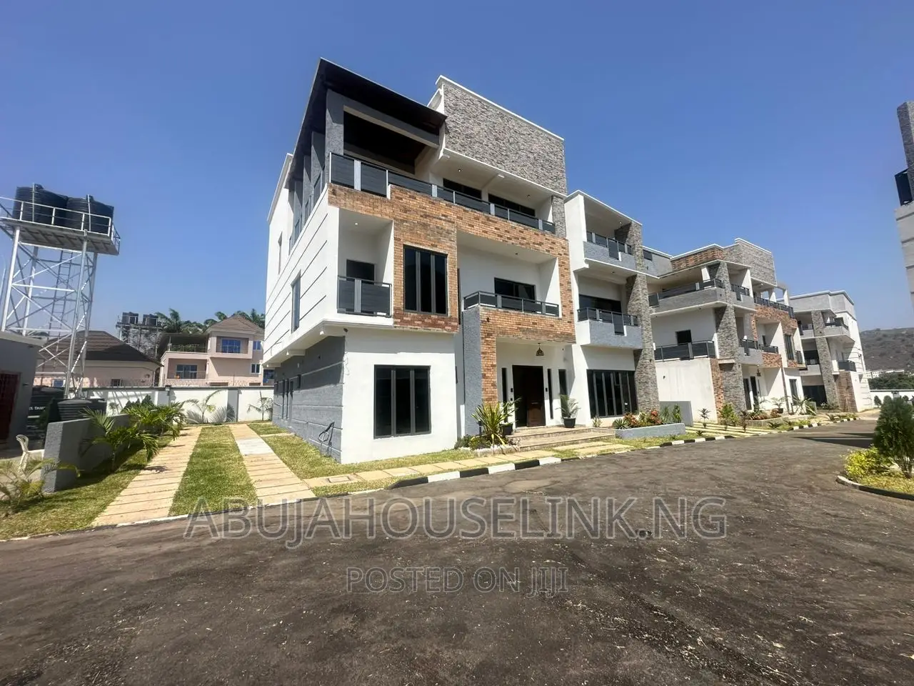 5bdrm Duplex in Katampe Extension for sale in Katampe Extension