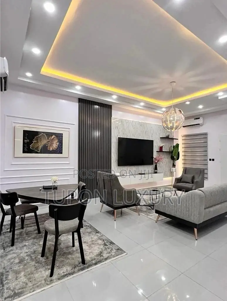 Waterfront Luxury 2 Bedroom Apartment in Lekki Phase 1