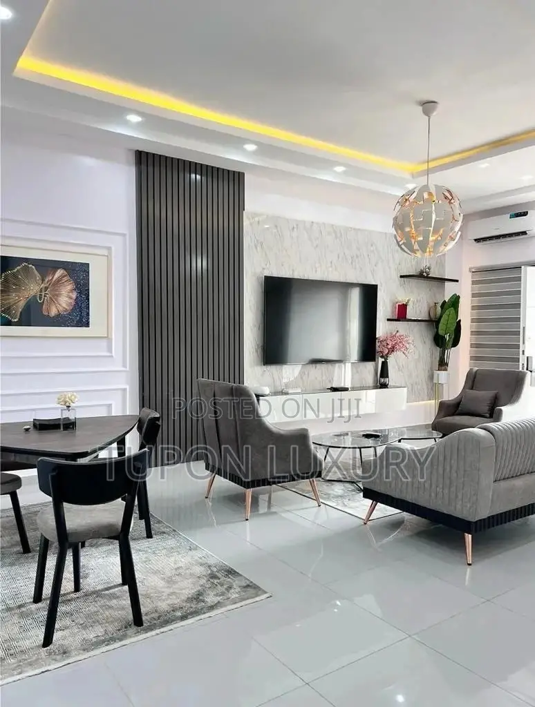 Waterfront Luxury 2 Bedroom Apartment in Lekki Phase 1