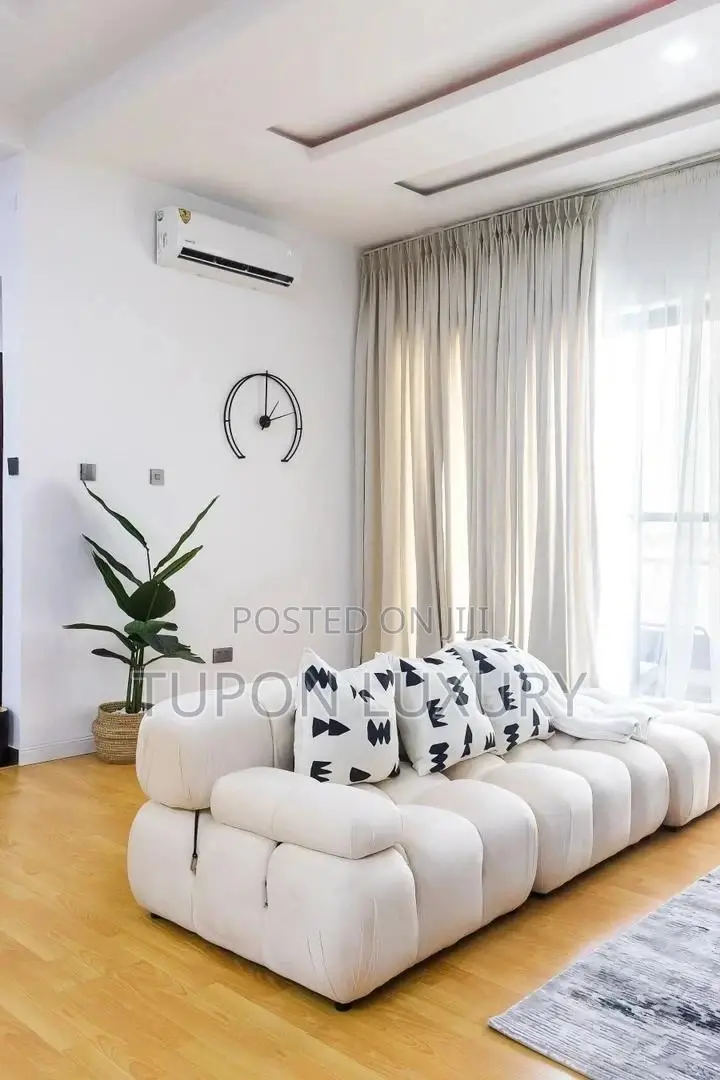 Luxury 2bedroom With Pool, Gym and Roof-Top Lounge in Lekki Phase 1