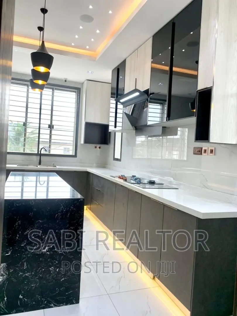 Furnished 5bdrm Duplex in Omole for sale in Omole Phase 2