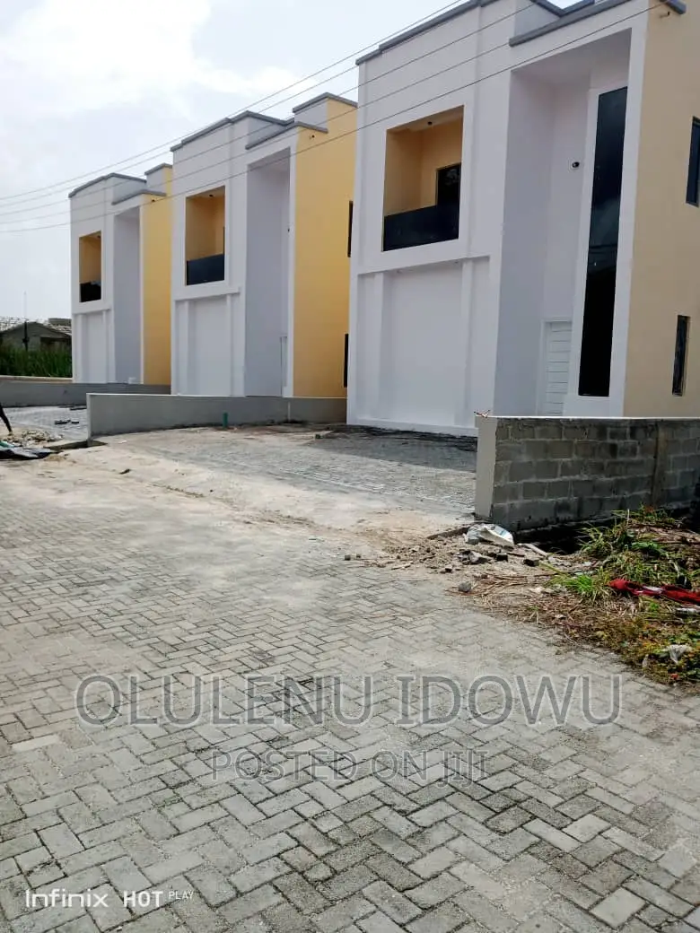 Furnished 4bdrm Duplex in Lagos Island (Eko) for sale in Lagos Island (Eko)
