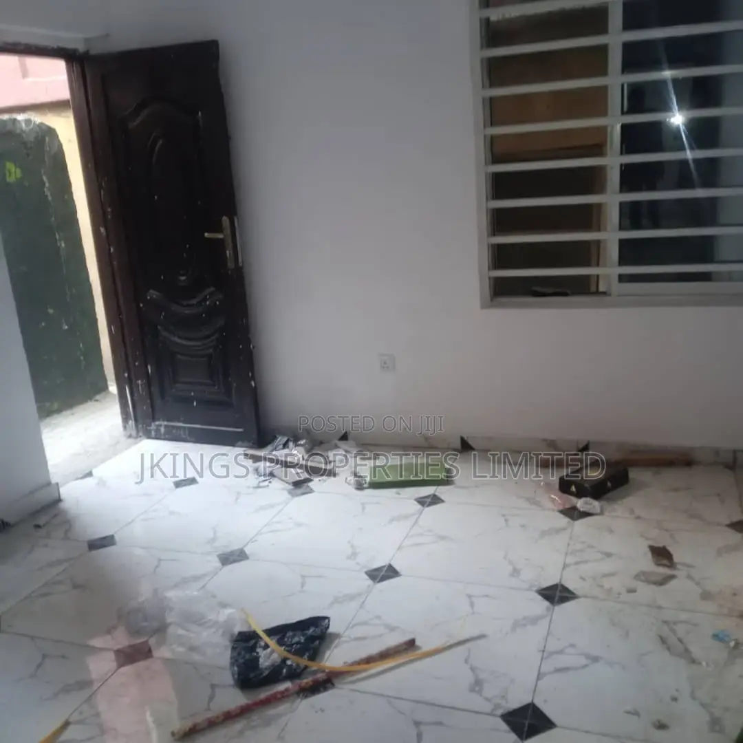 1bdrm Block of Flats in Bariga / Shomolu for rent in Bariga / Shomolu