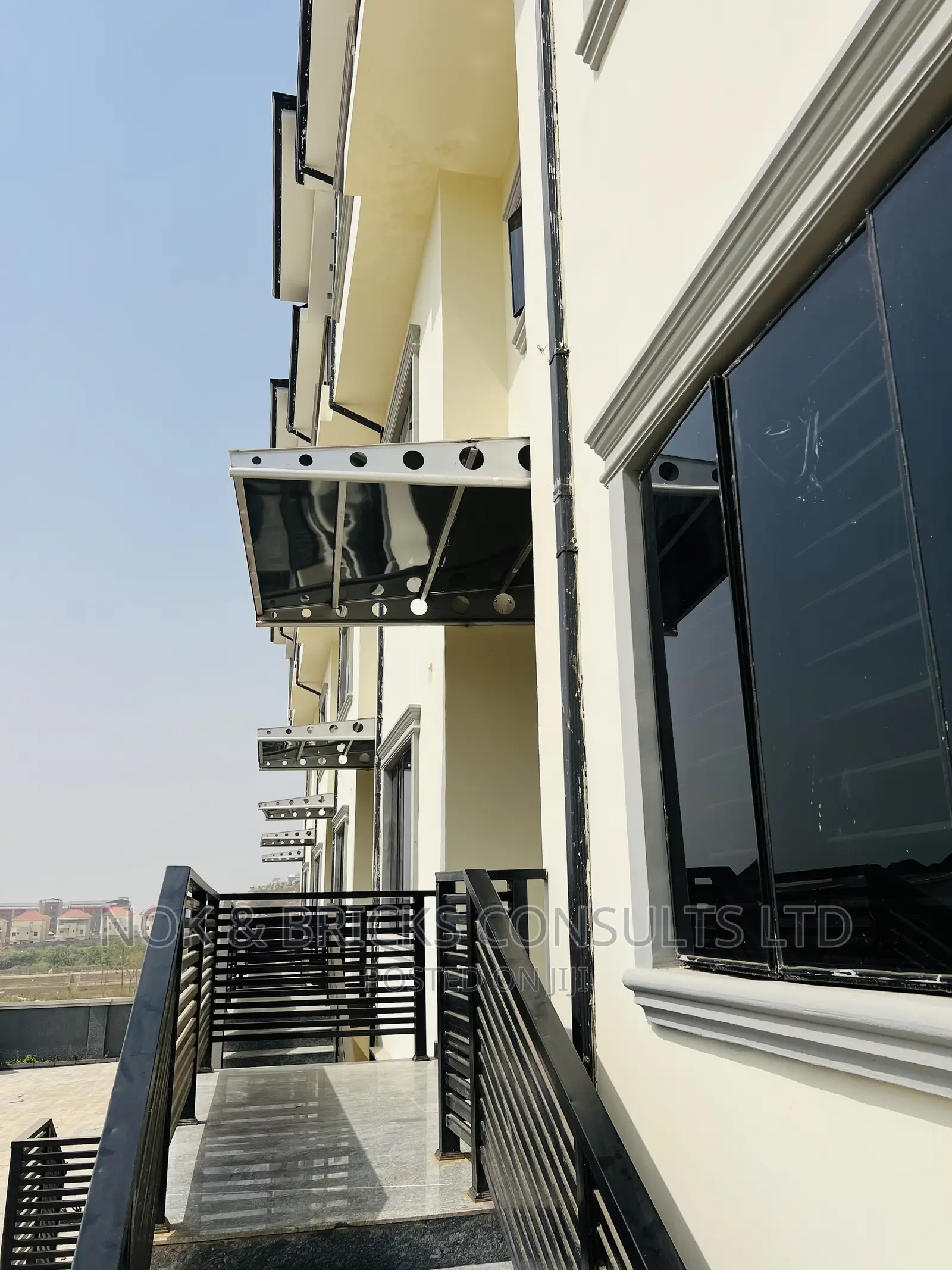 4bdrm Duplex in Lwan Court, Guzape District for sale in Guzape District