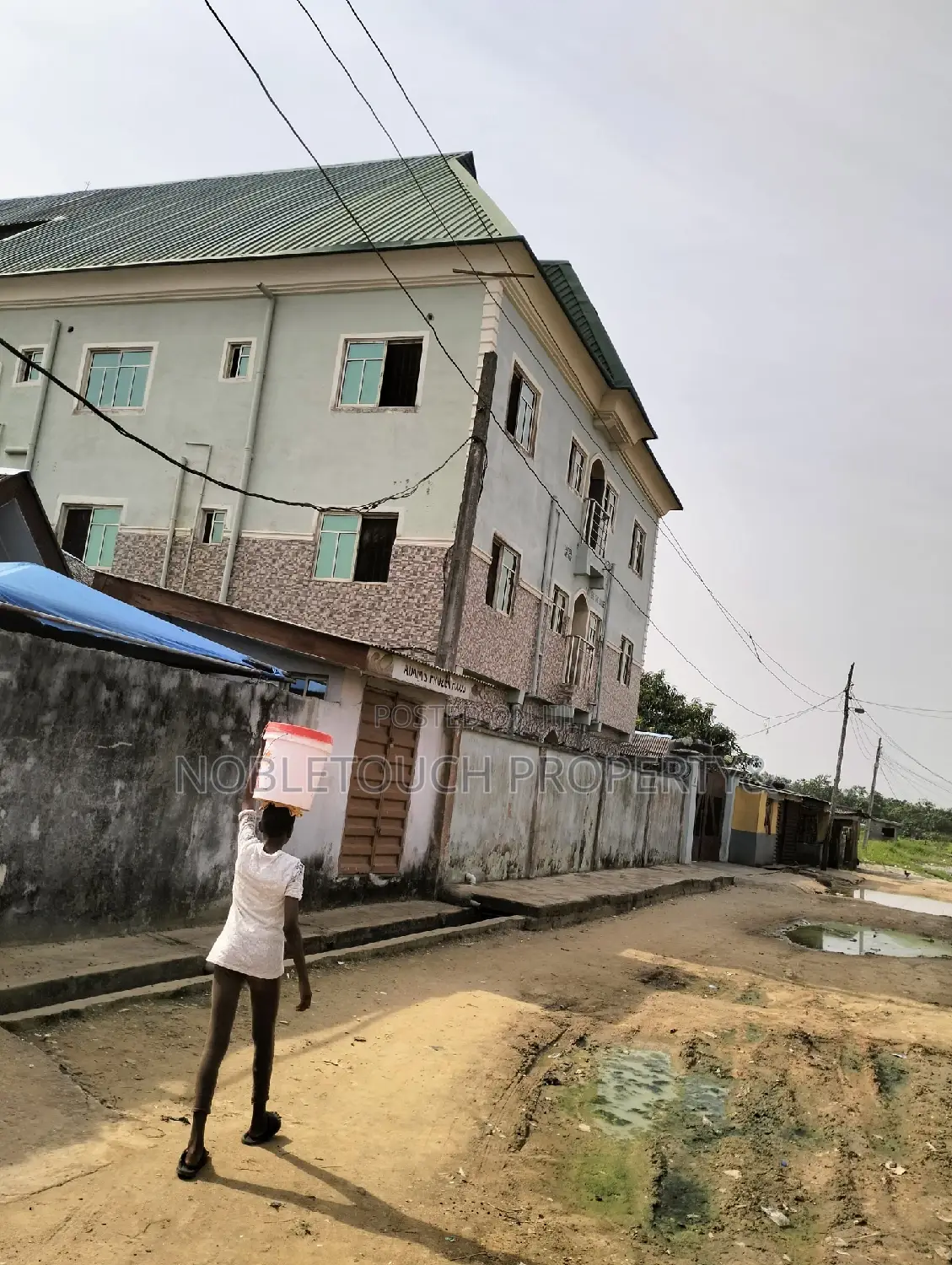 3bdrm Block of Flats in Obadore Akesan, Iba / Ojo for sale in Iba / Ojo