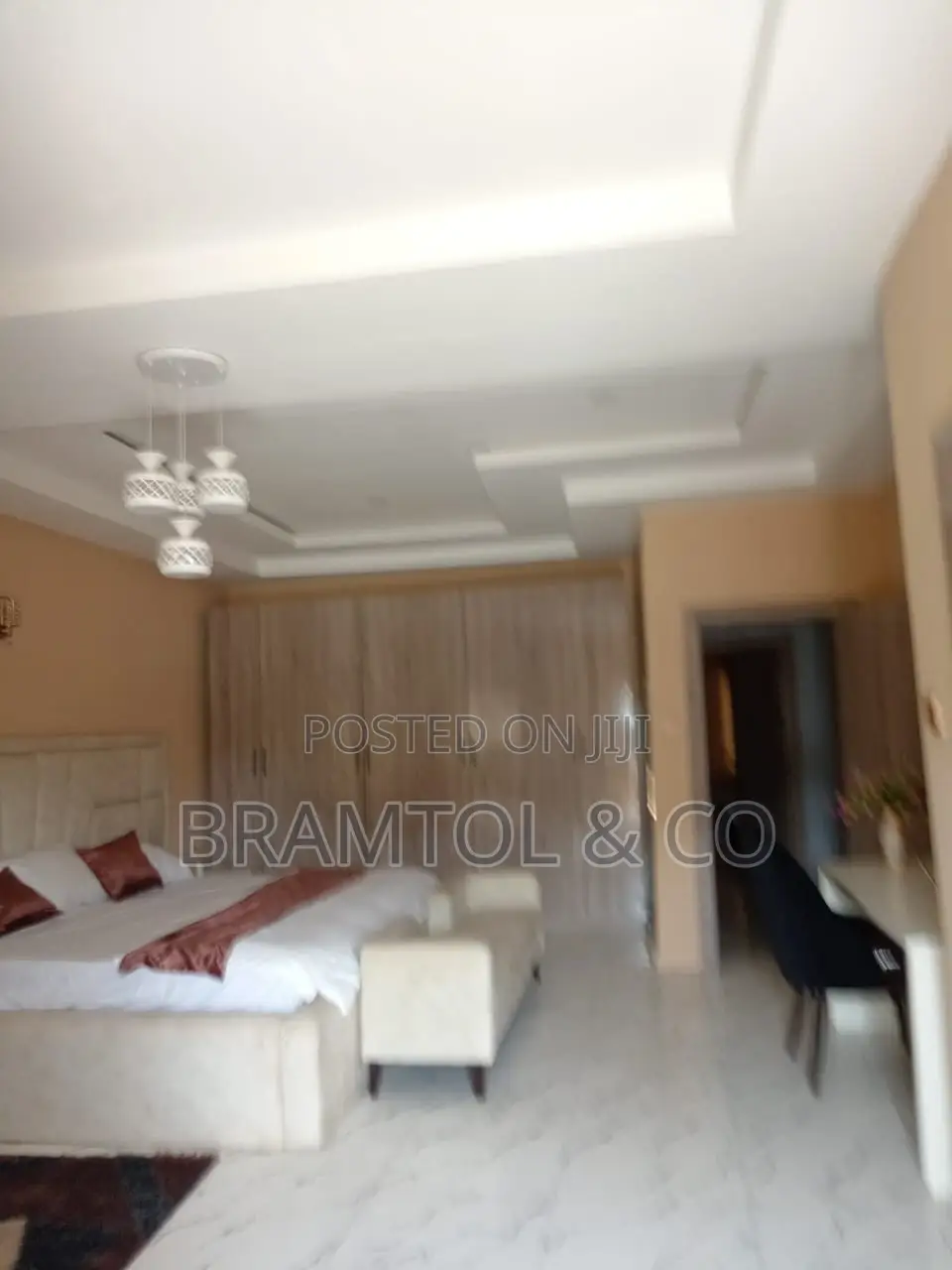 Furnished 4bdrm Townhouse / Terrace in Durumi for rent in Durumi