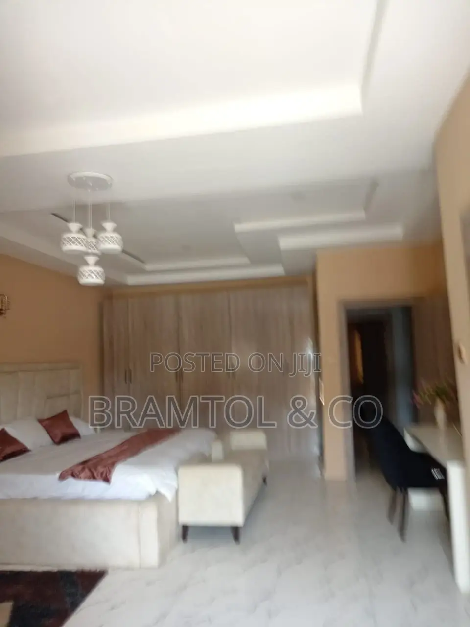 Furnished 4bdrm Townhouse / Terrace in Durumi for rent in Durumi