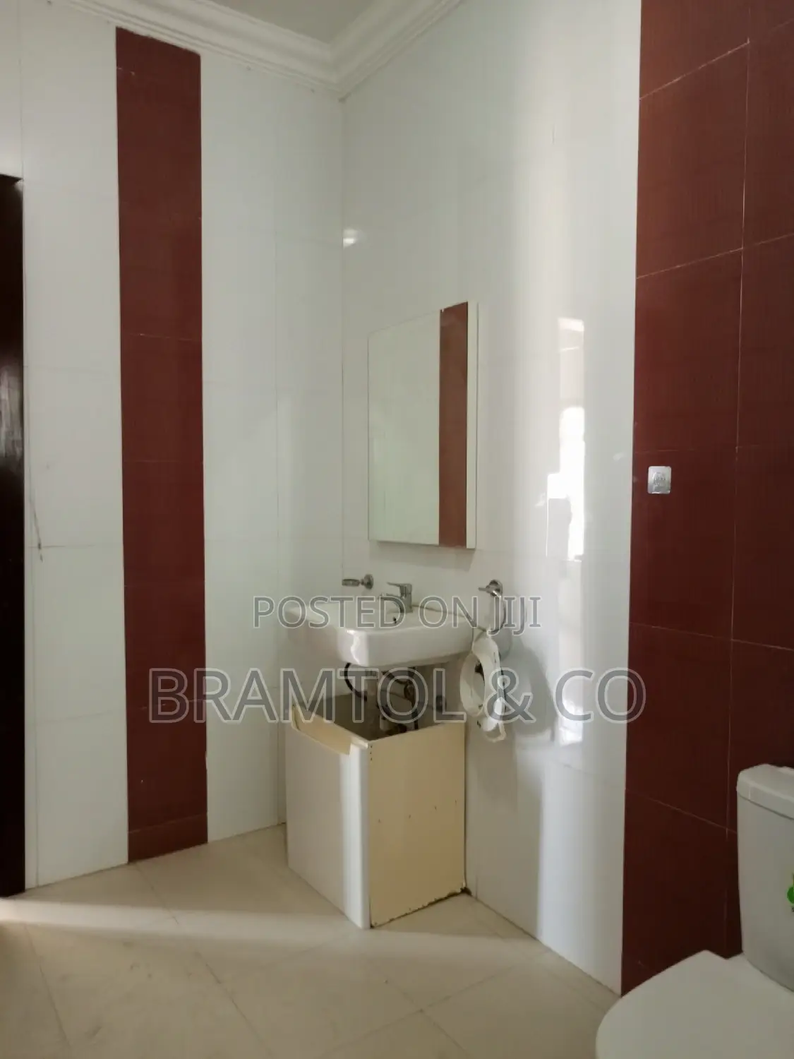 4bdrm Townhouse / Terrace in Guzape District for rent in Guzape District