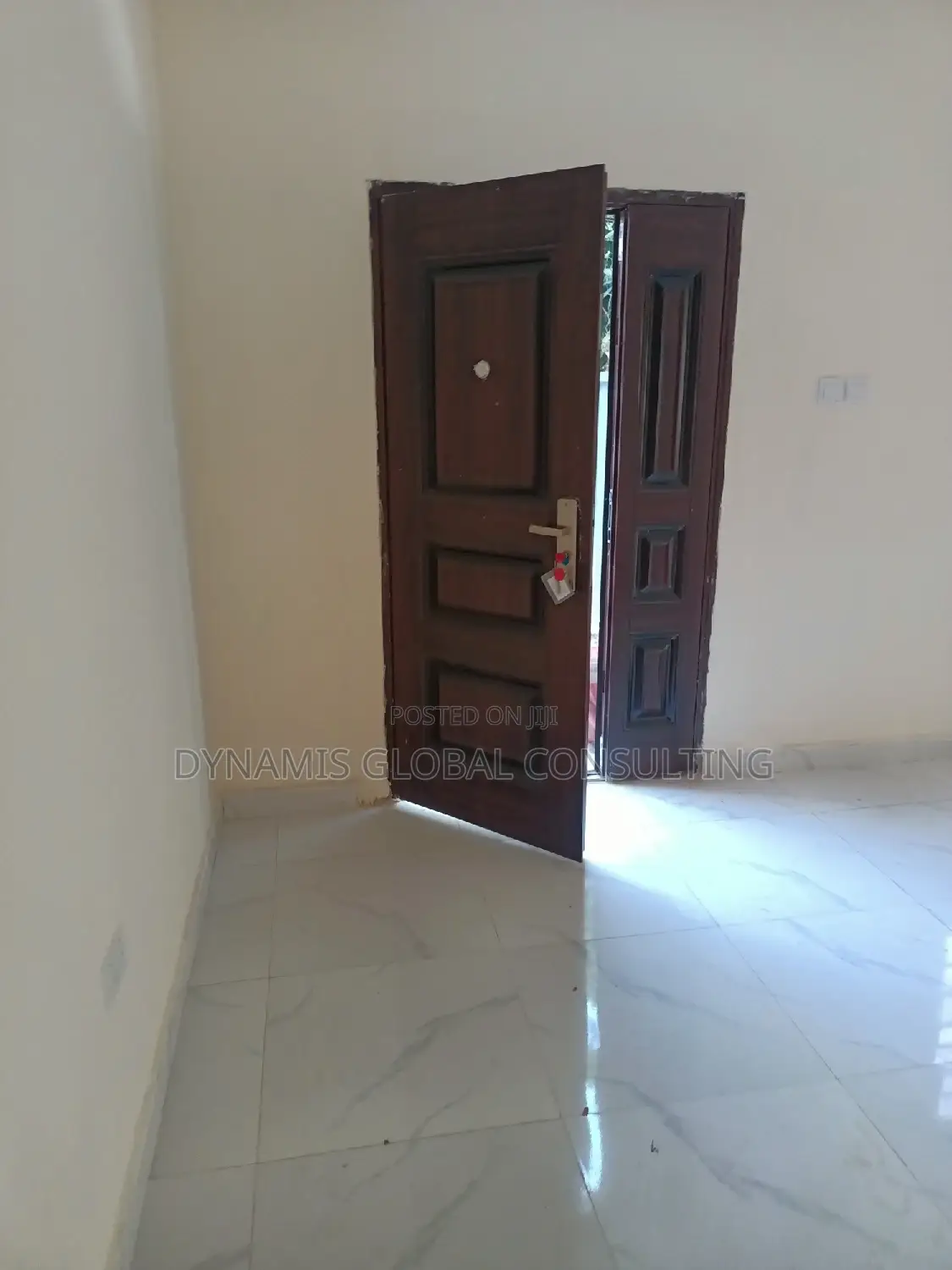 Furnished 3bdrm Block of Flats in Magodo Phase 1 Gra for rent in GRA Phase 1