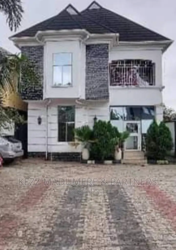 4bdrm Duplex in Eneka, Port Harcourt for sale in Port-Harcourt