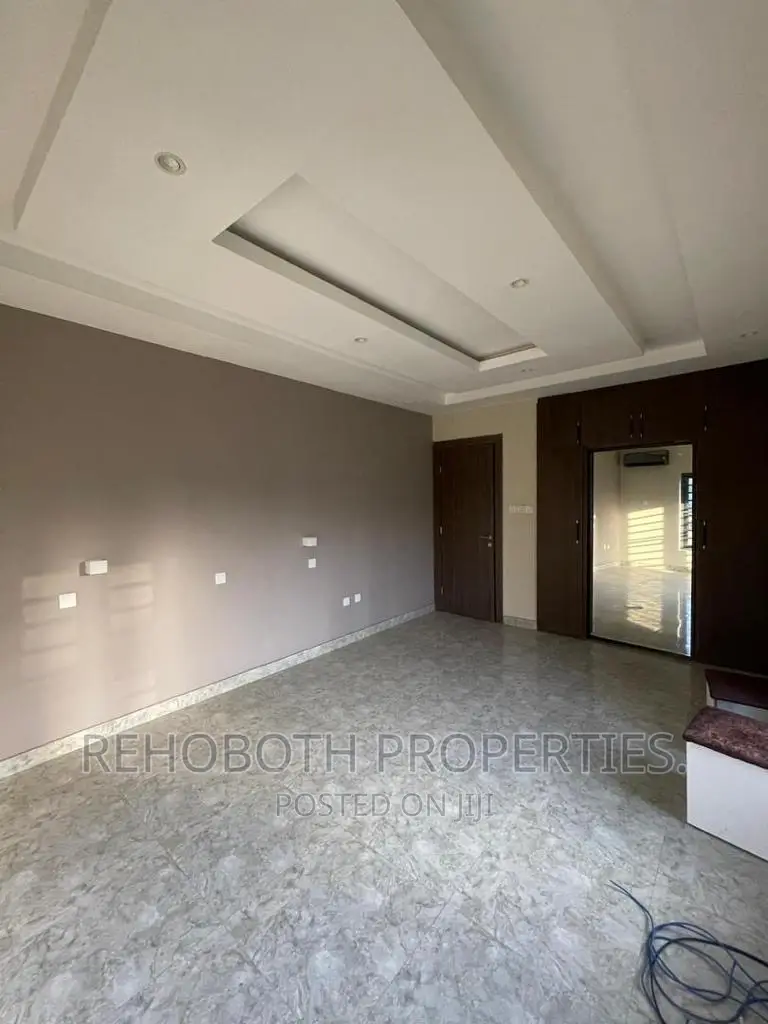 3bdrm Apartment in S&T Estate, Ibadan for sale in Ibadan