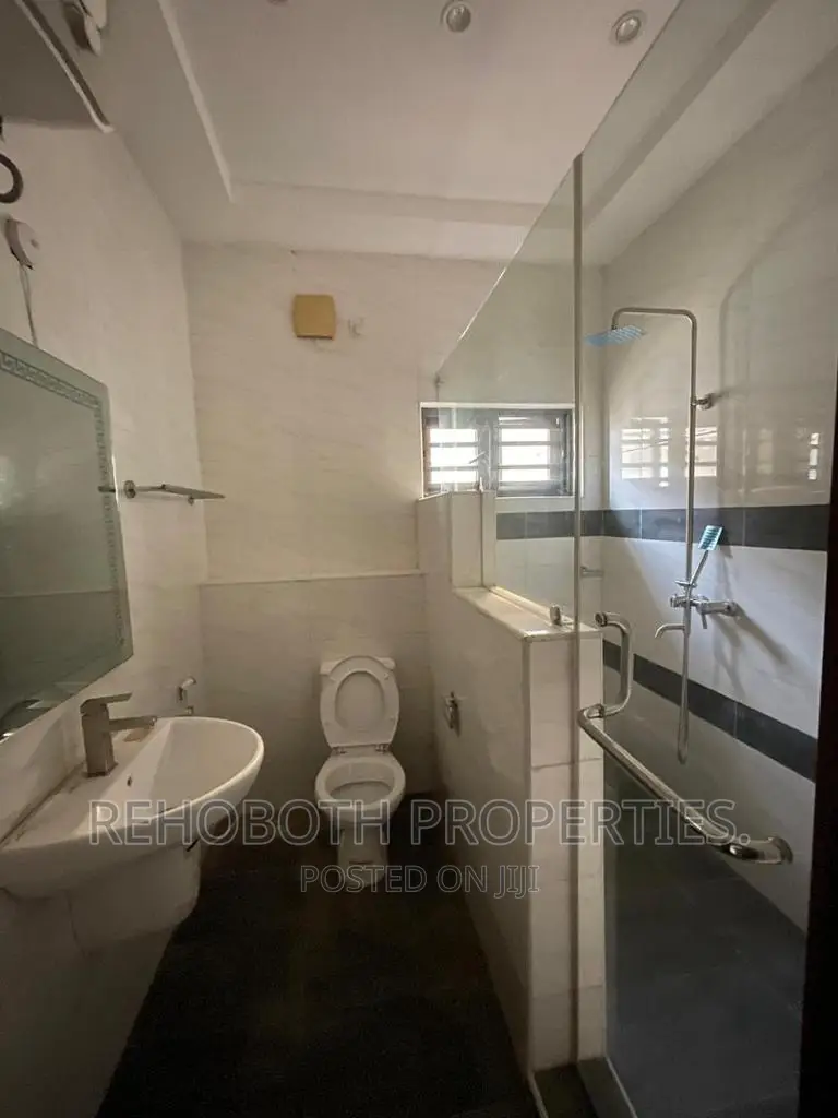 3bdrm Apartment in S&T Estate, Ibadan for sale in Ibadan