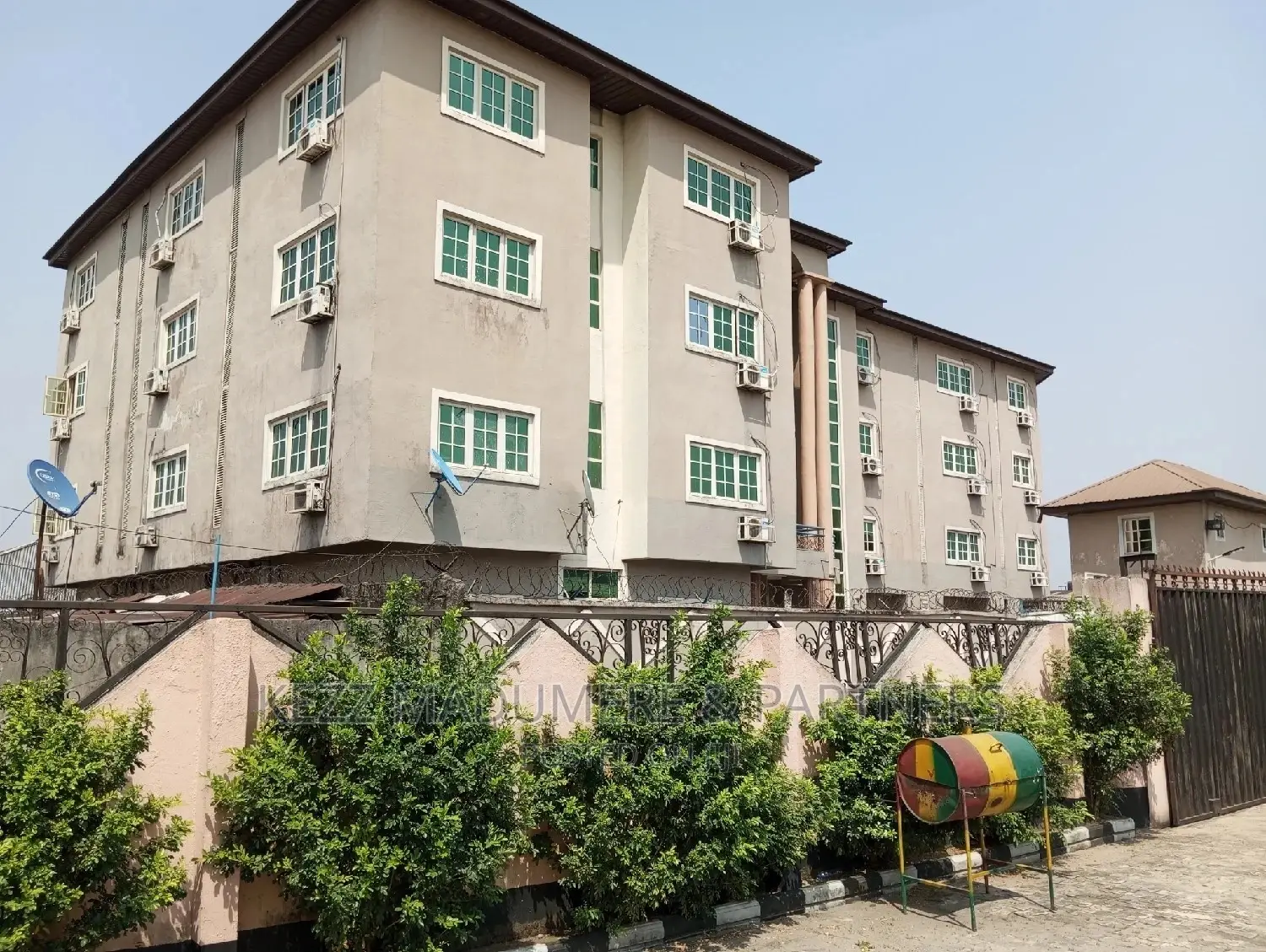 For Sale: Non Functional 35 RMS Hotel in Port-Harcourt