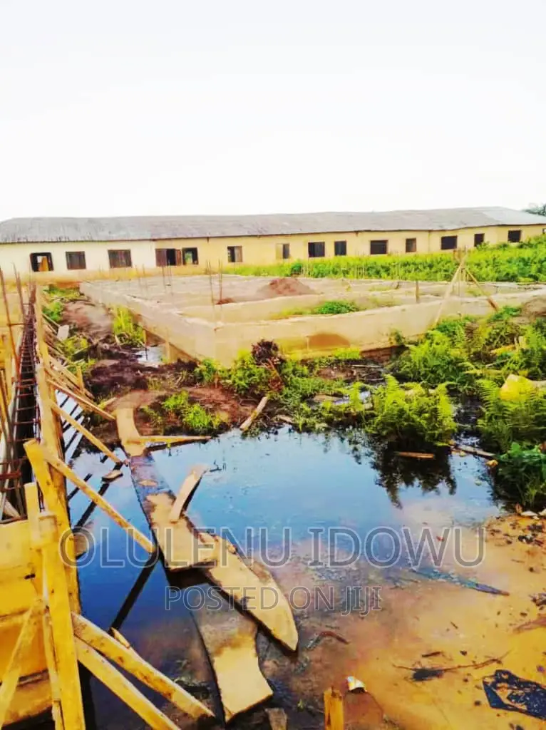 Furnished 2bdrm Block of Flats in Alimosho for sale in Alimosho