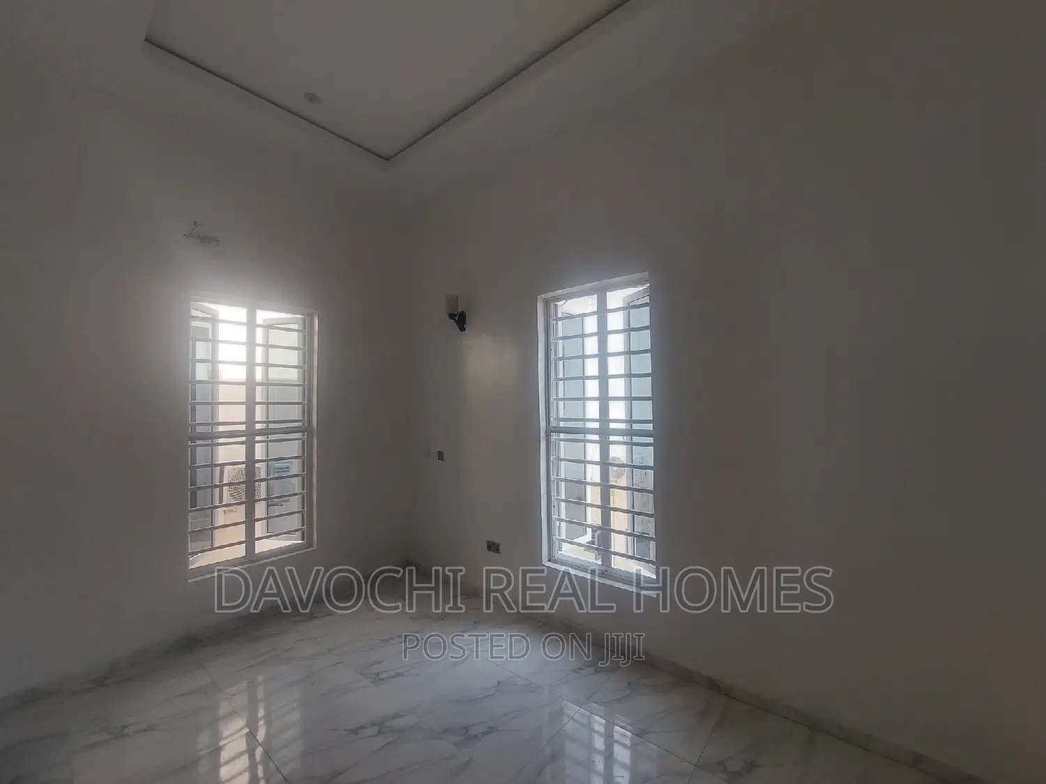 Newly Refurbished 4bedrooms Semi Detached Duplex With BQ in Lekki