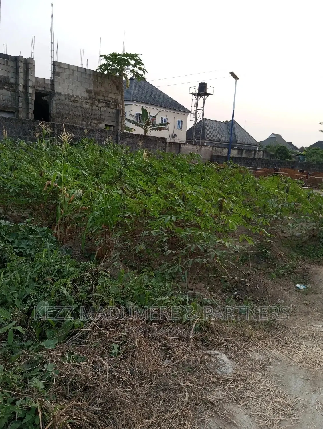 For Sale: 1 Plot at AMECHI PRIMARY SCH , RD EST, RUMUOSI in Port-Harcourt