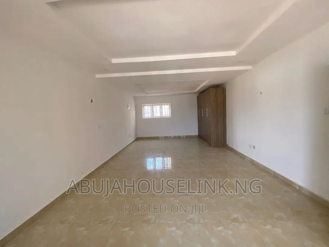 4bdrm Duplex in Guzape Abuja for sale in Guzape District
